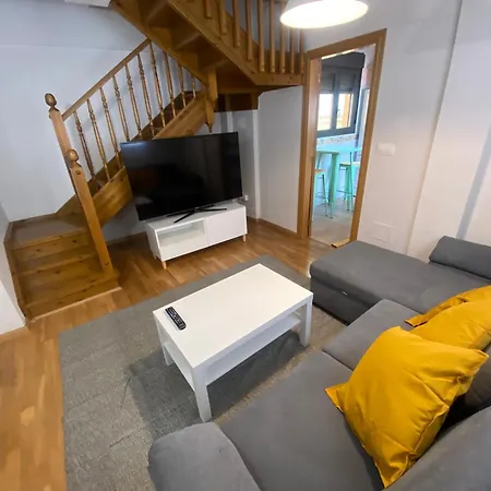 Apartment Centrico Con Garaje