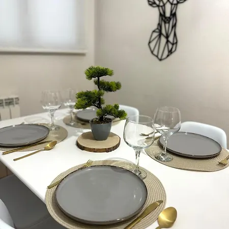 Centrico Con Garaje Apartamento